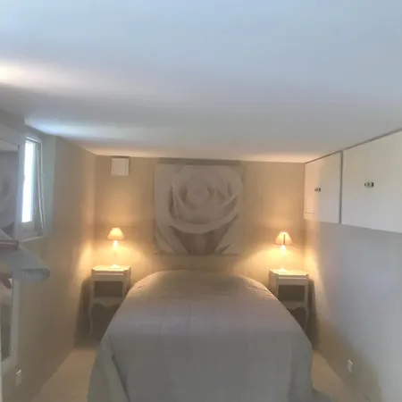 Villa La Souvenance, Mas Avec Vue Panoramique Et Piscine *